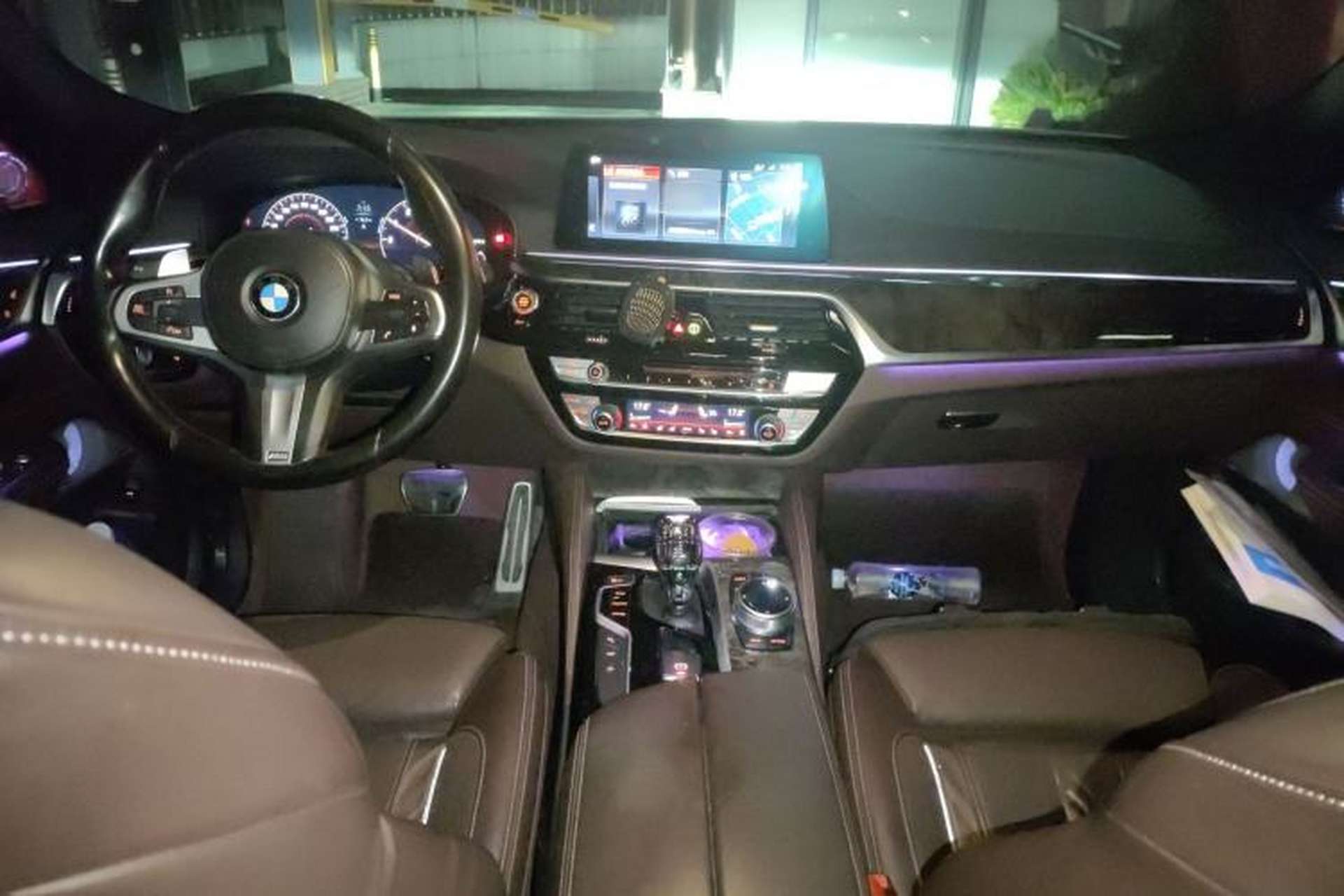 Used BMW 6 Series GT 2019 630i M Sport Touring Edition Center Console