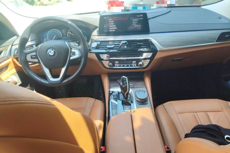 Used BMW 6 Series GT 2019 630i Luxury Design Package Center Console