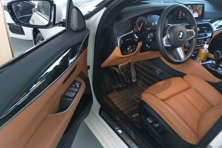Used BMW 6 Series GT 2019 630i M Sport Package Driver Seat