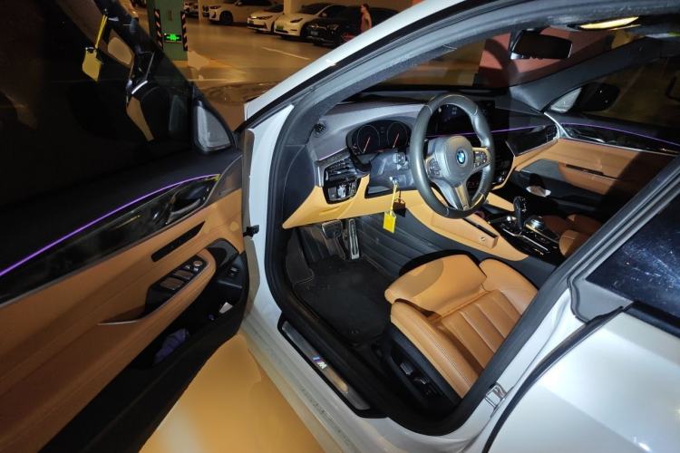 Used BMW 6 Series GT 2019 630i M Sport Package Driver Seat
