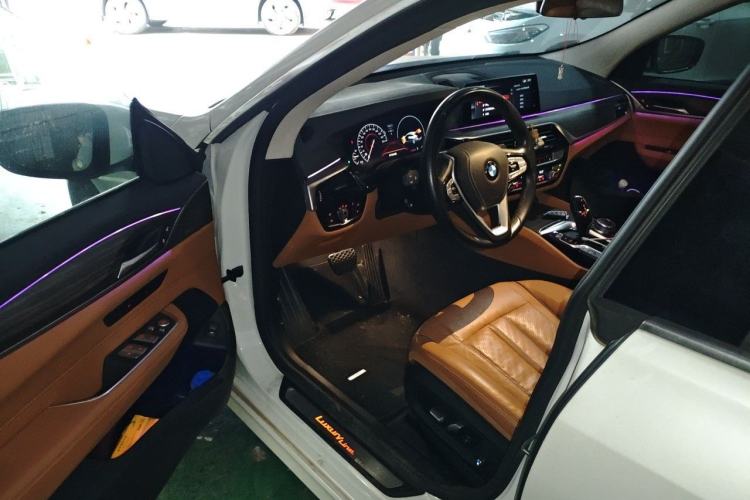 Used BMW 6 Series GT 2019 630i Luxury Design Package Driver Seat