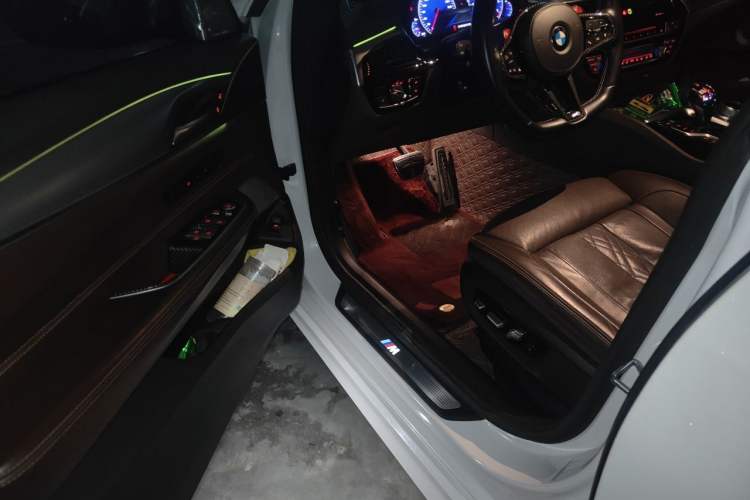 Used BMW 6 Series GT 2019 630i M Sport Touring Edition Driver Seat