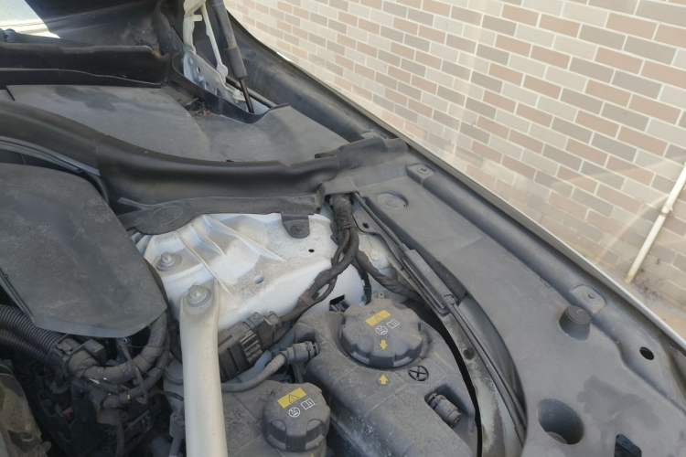 Used BMW 6 Series GT 2019 630i M Sport Package Engine Bay Left