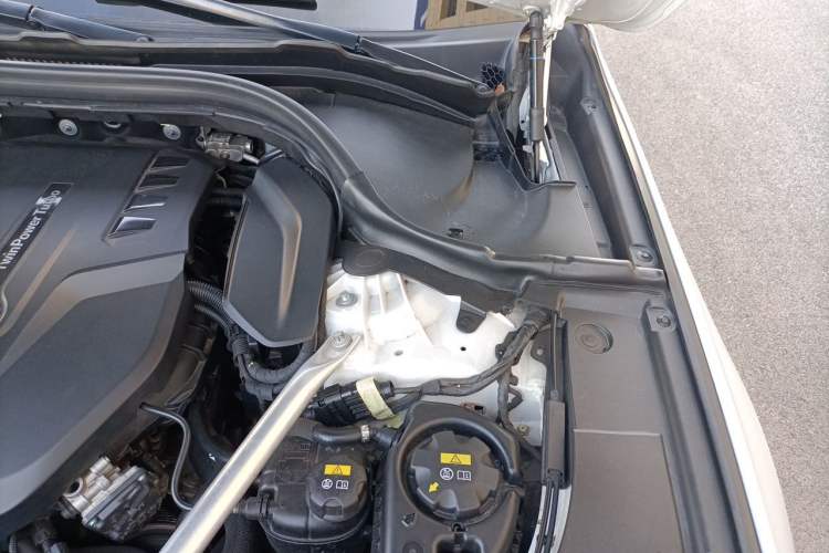 Used BMW 6 Series GT 2019 630i M Sport Package Engine Bay Left