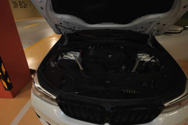 Used BMW 6 Series GT 2019 630i M Sport Package Engine Bay Right