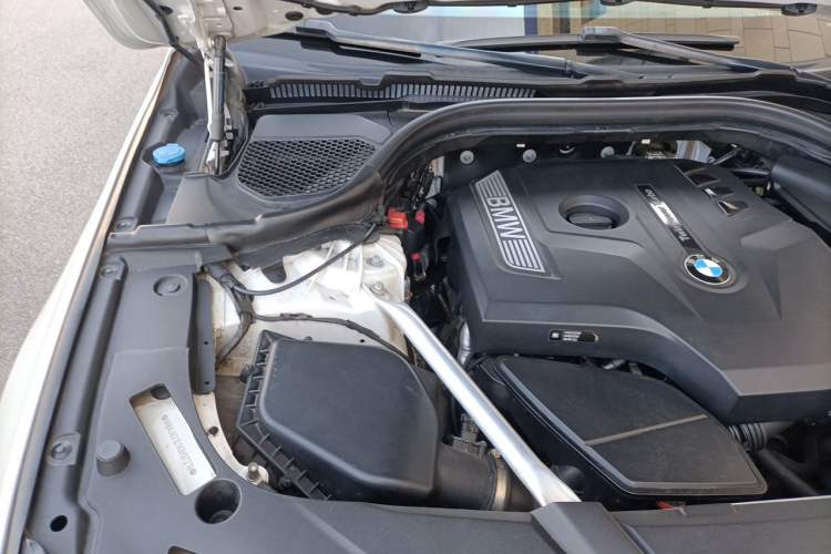 Used BMW 6 Series GT 2019 630i M Sport Package Engine Bay Right
