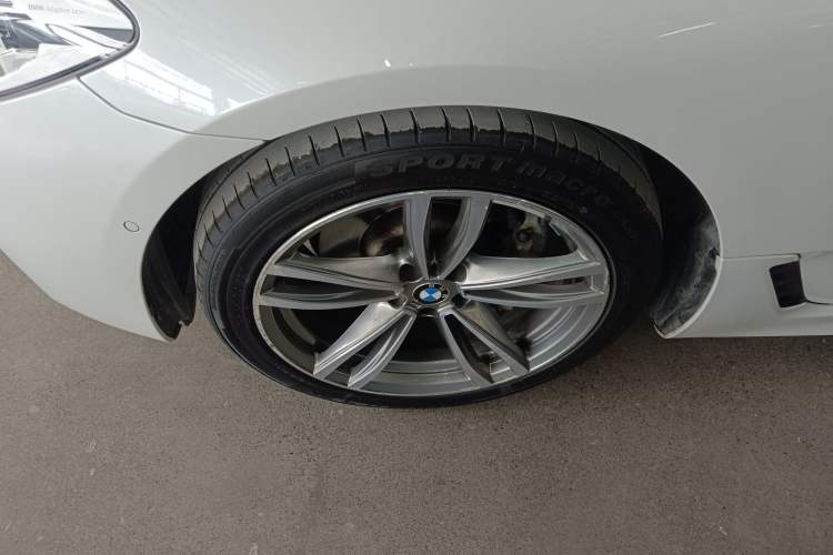 Used BMW 6 Series GT 2019 630i M Sport Package Exterior 2