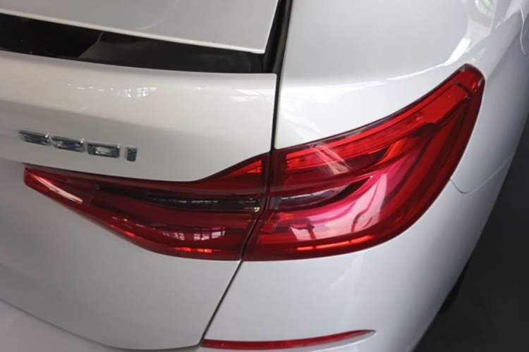 Used BMW 6 Series GT 2019 630i M Sport Package Exterior 3