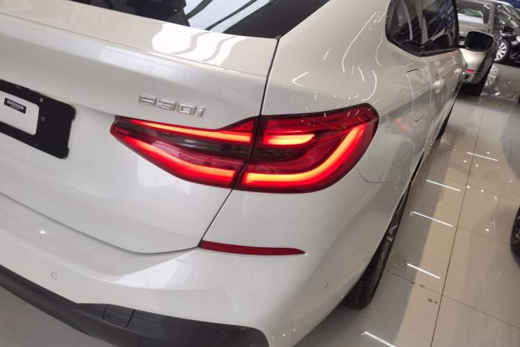 Used BMW 6 Series GT 2019 630i M Sport Package Exterior 3