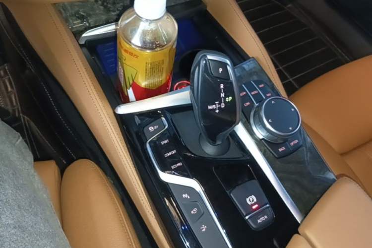 Used BMW 6 Series GT 2019 630i M Sport Package Gear Lever