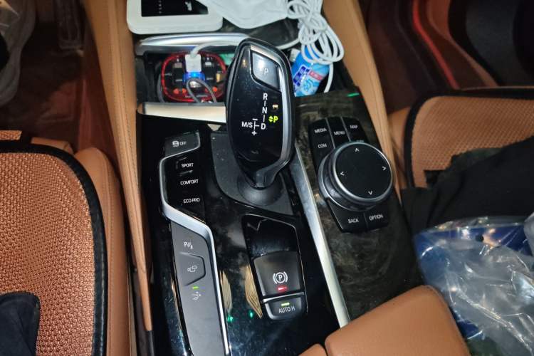 Used BMW 6 Series GT 2019 630i M Sport Package Gear Lever