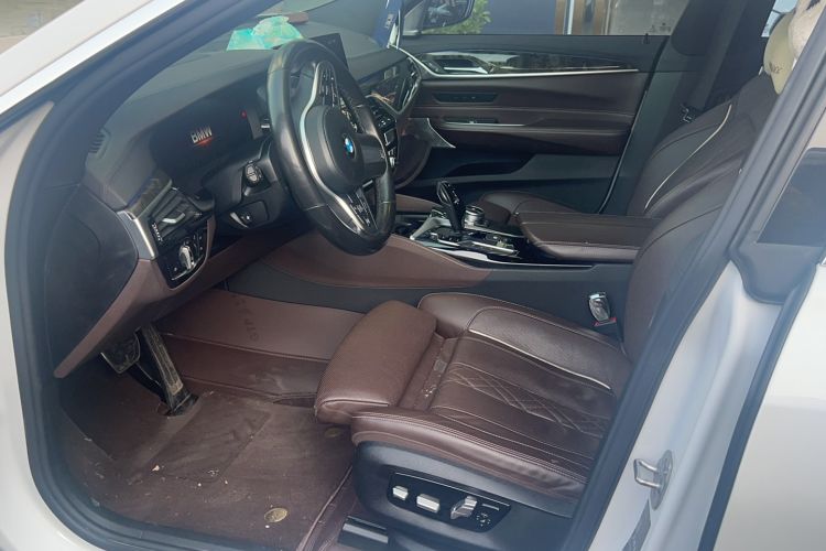 Used BMW 6 Series GT 2019 630i M Sport Package Interior 1