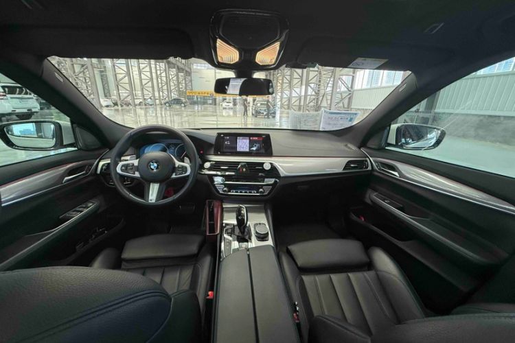 Used BMW 6 Series GT 2019 630i M Sport Package Interior 1