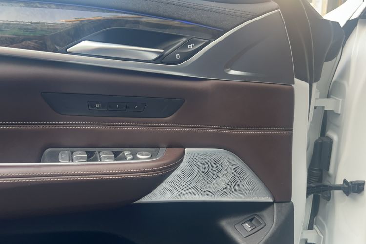 Used BMW 6 Series GT 2019 630i M Sport Package Interior 4