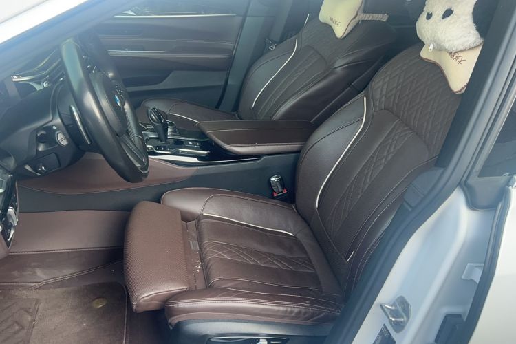 Used BMW 6 Series GT 2019 630i M Sport Package Interior 5