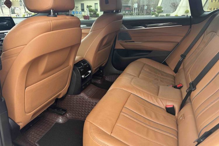 Used BMW 6 Series GT 2019 630i M Sport Package Interior 5