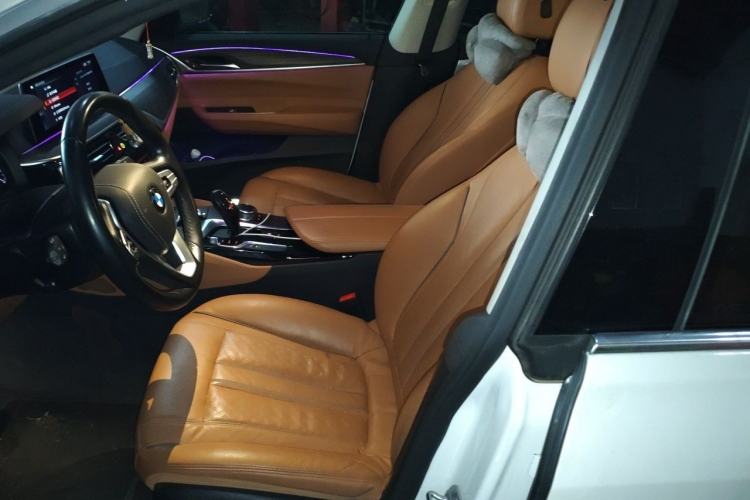 Used BMW 6 Series GT 2019 630i Luxury Design Package Left Front Seat