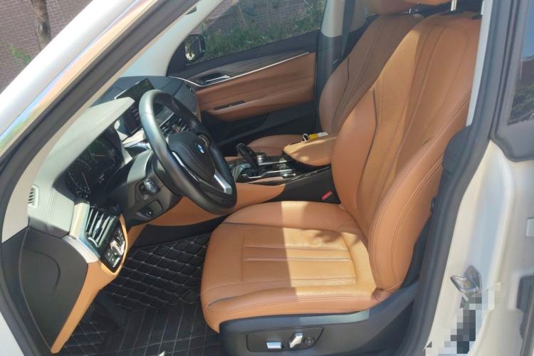 Used BMW 6 Series GT 2019 630i Luxury Design Package Left Front Seat