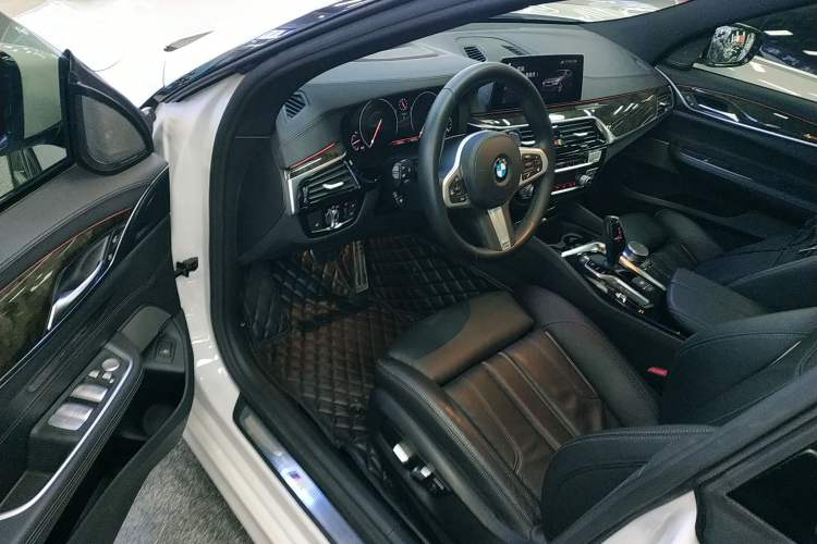 Used BMW 6 Series GT 2019 630i M Sport Package Left Front Seat
