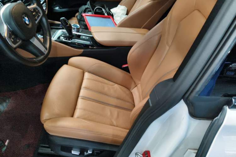 Used BMW 6 Series GT 2019 630i M Sport Package Left Front Seat