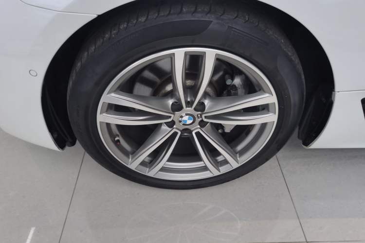 Used BMW 6 Series GT 2019 630i M Sport Package Left Front Wheel Hub