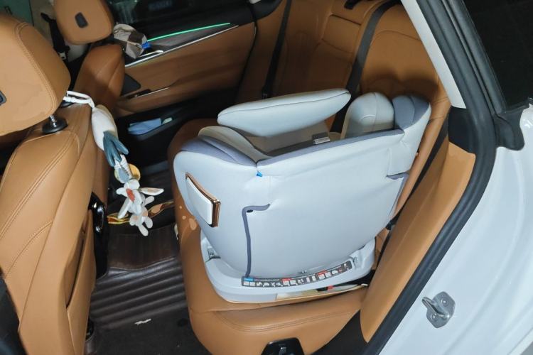 Used BMW 6 Series GT 2019 630i Luxury Design Package Left Rear Seat