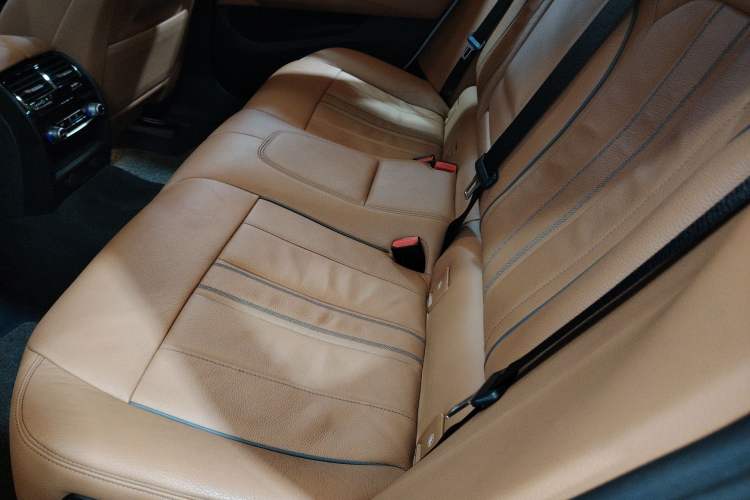 Used BMW 6 Series GT 2019 630i Luxury Design Package Left Rear Seat