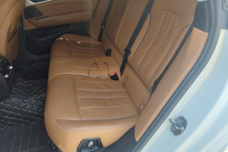 Used BMW 6 Series GT 2019 630i Luxury Design Package Left Rear Seat