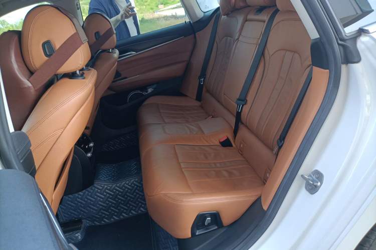 Used BMW 6 Series GT 2019 630i M Sport Package Left Rear Seat
