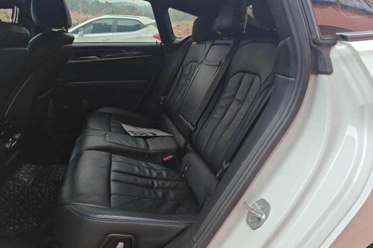 Used BMW 6 Series GT 2019 630i M Sport Package Left Rear Seat