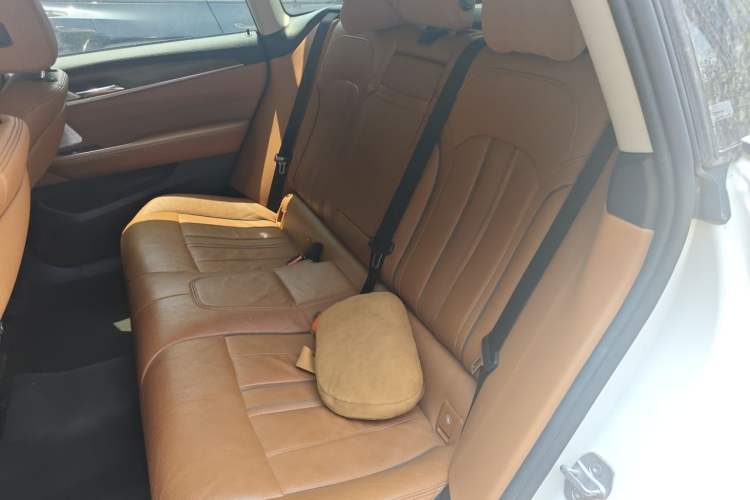 Used BMW 6 Series GT 2019 630i Luxury Design Package Left Rear Seat