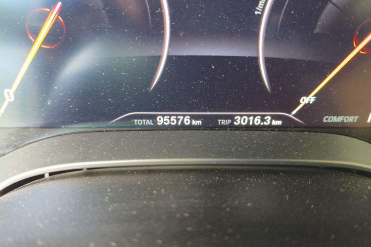 Used BMW 6 Series GT 2019 630i M Sport Package Odometer Close Up