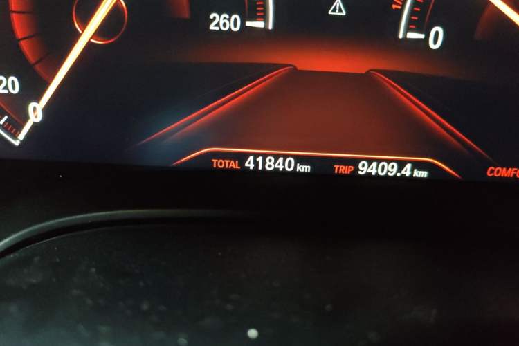 Used BMW 6 Series GT 2019 630i Luxury Design Package Odometer Close Up