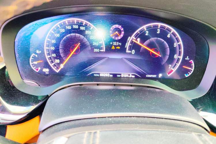 Used BMW 6 Series GT 2019 630i Luxury Design Package Odometer Close Up