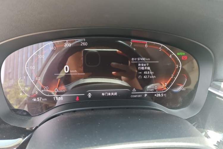 Used BMW 6 Series GT 2019 630i Luxury Design Package Odometer Close Up