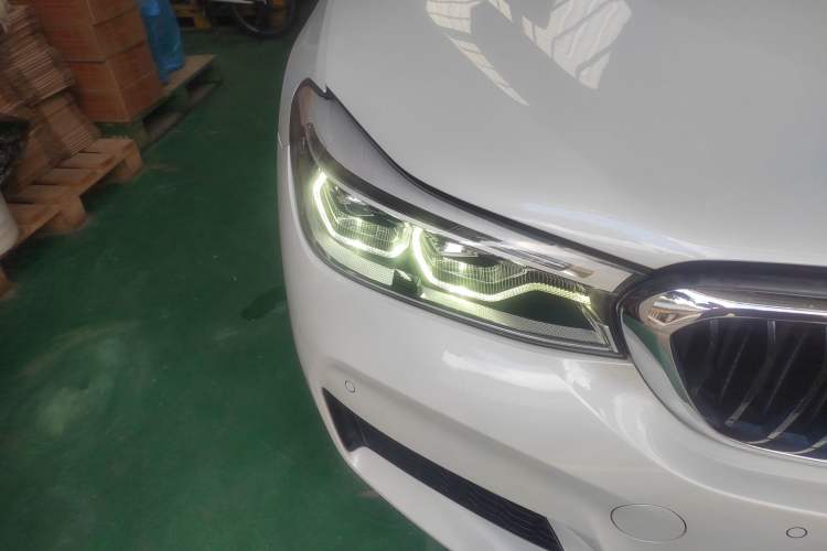 Used BMW 6 Series GT 2019 630i M Sport Package Right Front Headlight