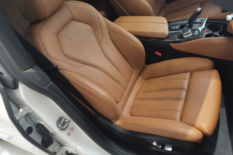 Used BMW 6 Series GT 2019 630i M Sport Package Right Front Seat