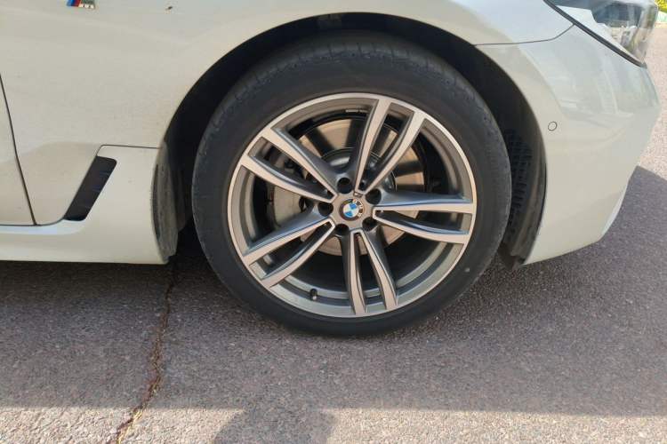 Used BMW 6 Series GT 2019 630i M Sport Package Right Front Wheel Hub