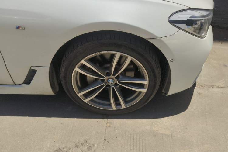 Used BMW 6 Series GT 2019 630i M Sport Package Right Front Wheel Hub
