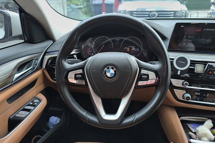 Used BMW 6 Series GT 2019 630i Luxury Design Package Steering Wheel