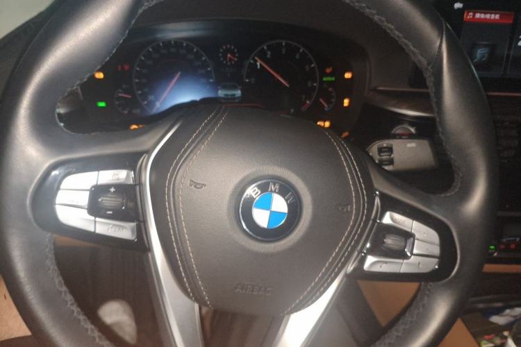 Used BMW 6 Series GT 2019 630i Luxury Design Package Steering Wheel