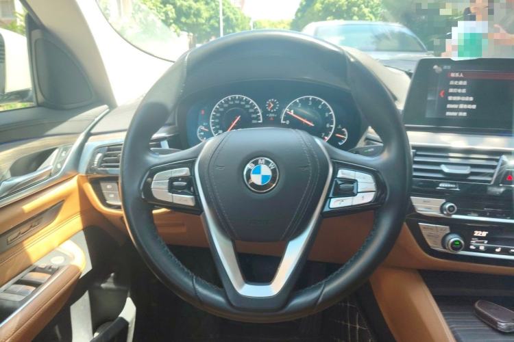 Used BMW 6 Series GT 2019 630i Luxury Design Package Steering Wheel