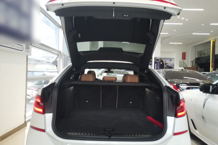 Used BMW 6 Series GT 2019 630i M Sport Package Trunk