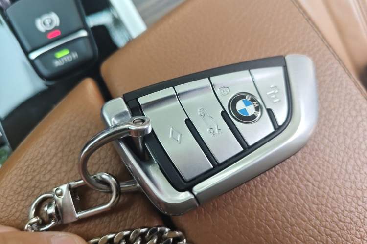 Used BMW 6 Series GT 2019 630i Luxury Design Package Vehicle Key