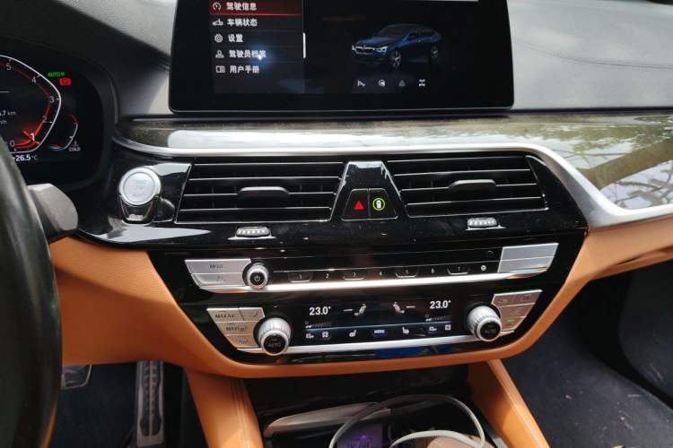 Used BMW 6 Series GT 2020 630i M Sport Package Audio And AC Panel