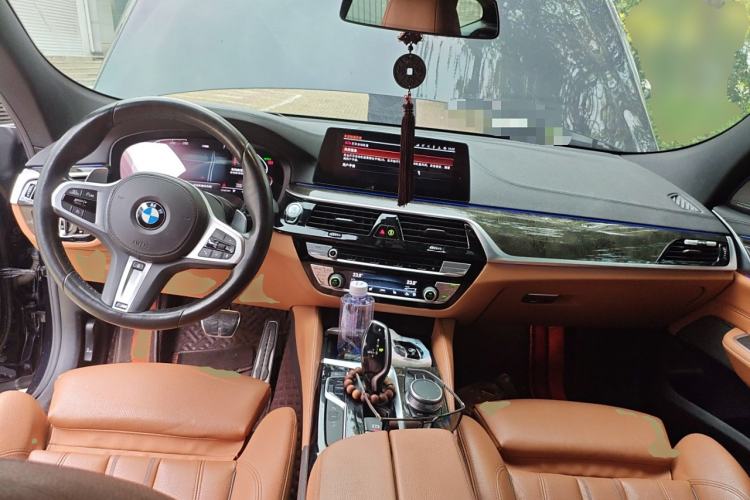 Used BMW 6 Series GT 2020 630i M Sport Package Center Console