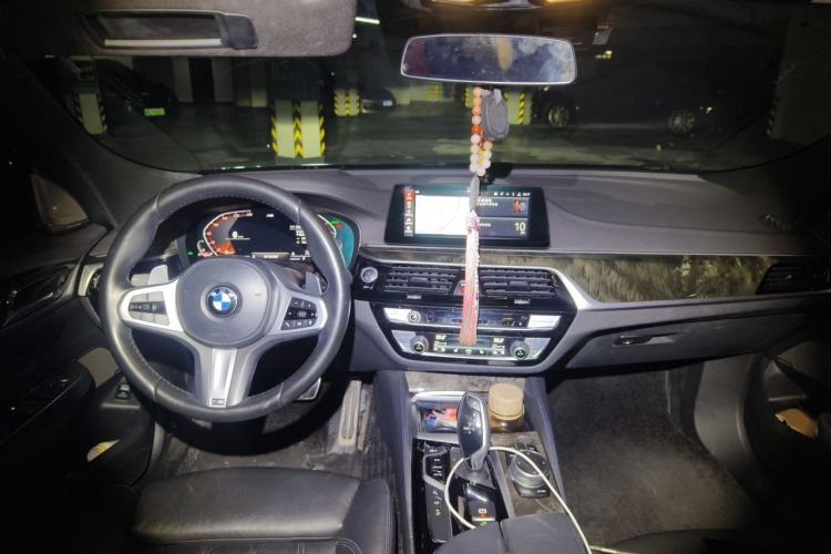 Used BMW 6 Series GT 2020 630i M Sport Package Center Console