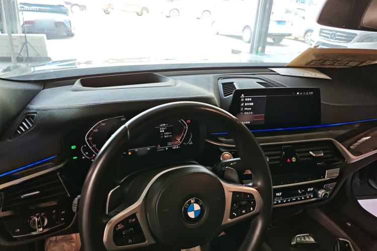 Used BMW 6 Series GT 2020 630i M Sport Touring Edition Center Console