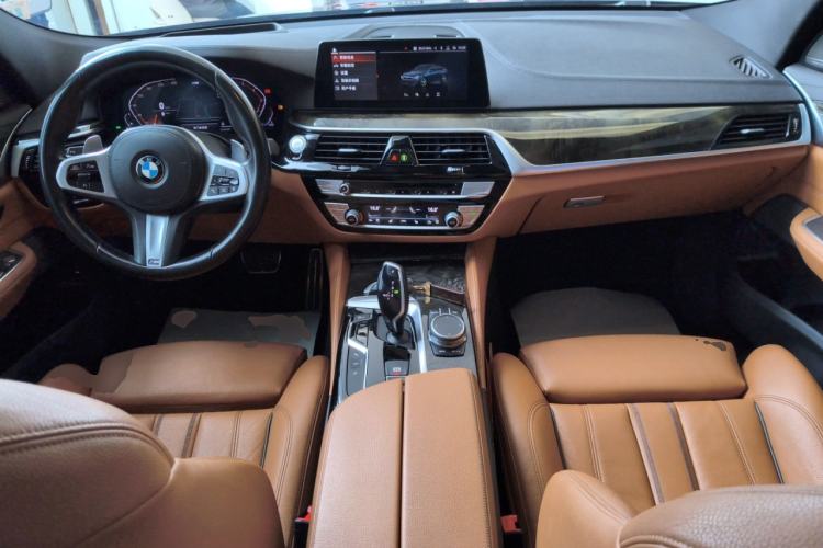 Used BMW 6 Series GT 2020 630i M Sport Package Center Console