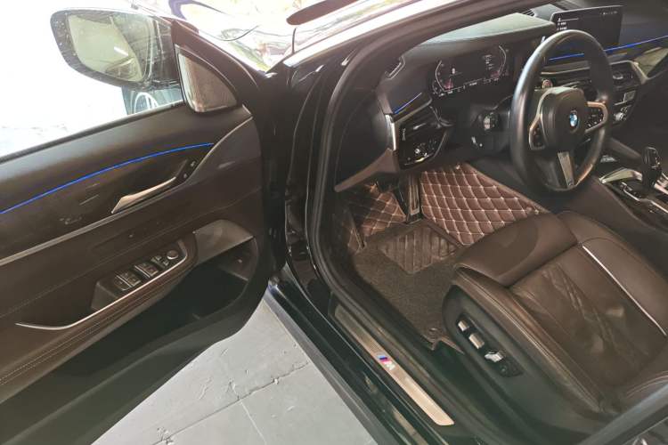 Used BMW 6 Series GT 2020 630i M Sport Touring Edition Driver Seat